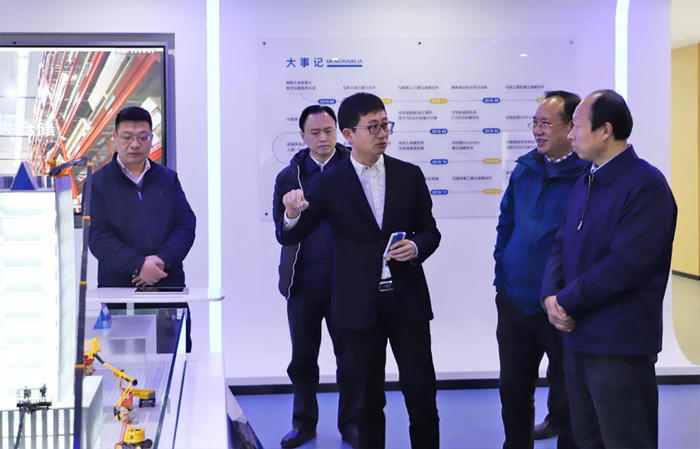 江苏省发改委副主任林康调研星空官方网站-星空（中国）
发展情况-2.jpg