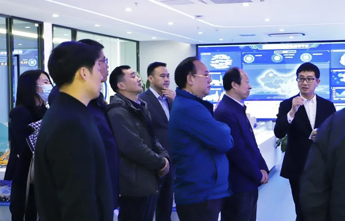 江苏省发改委副主任林康调研星空官方网站-星空（中国）
发展情况-3.jpg